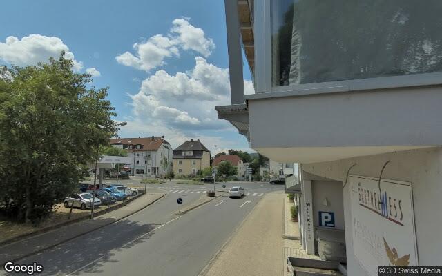 Straßenansicht BOMbar