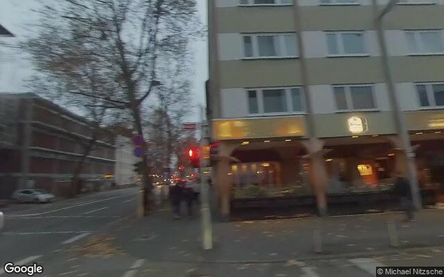 Straßenansicht Damas