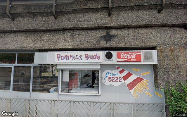 Straßenansicht Pommesbude Königs
