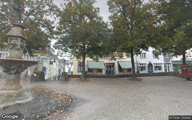 Straßenansicht Alte Rebe