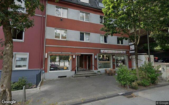 Straßenansicht Amo's Café