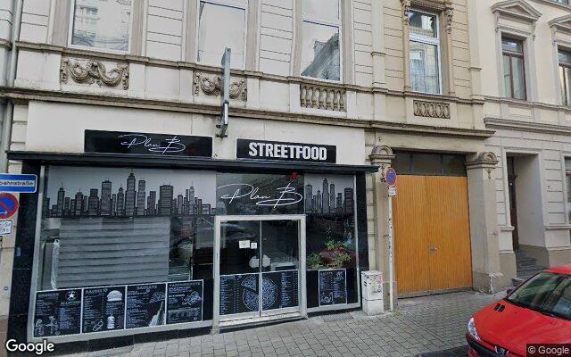 Straßenansicht Mega Grill