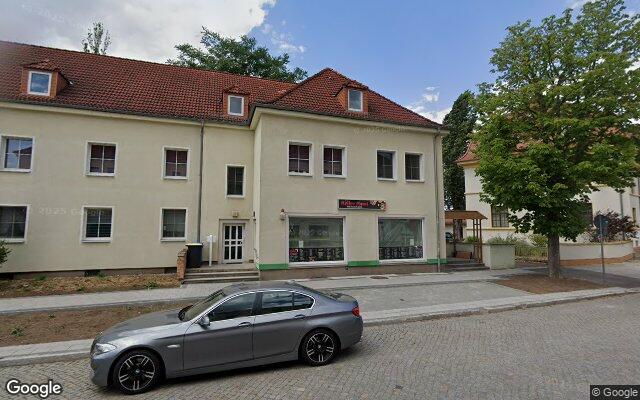 Straßenansicht Bambus