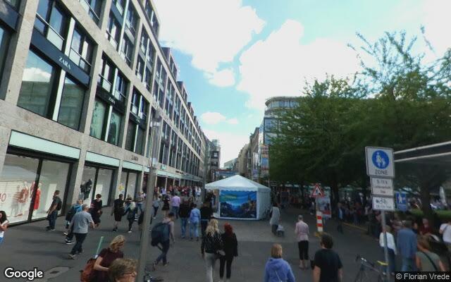 Straßenansicht Curry Cult