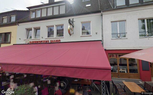 Straßenansicht Deutsches Haus