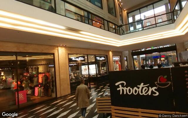 Straßenansicht Holstein's Brasserie