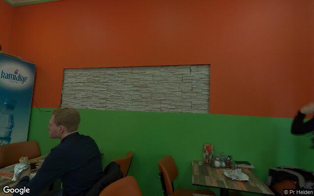 Straßenansicht Oster Döner