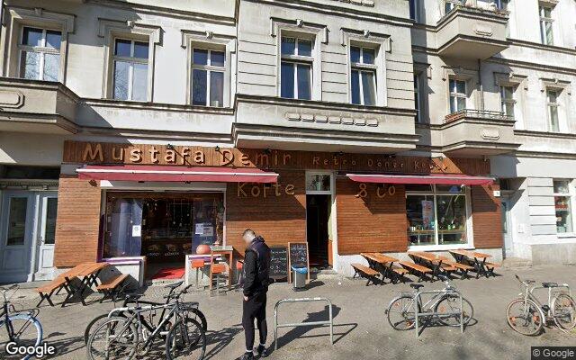 Straßenansicht Mustafa Demir's Retro Döner